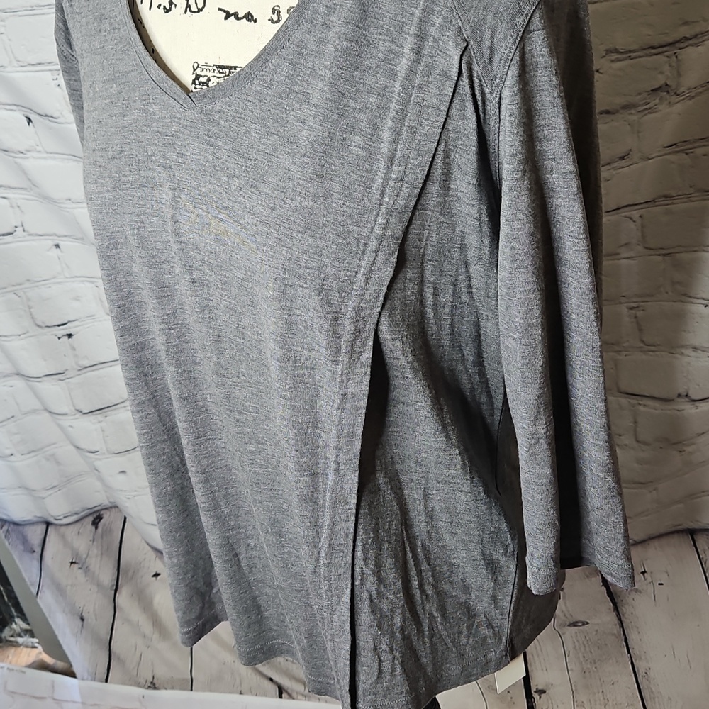 Poetry Heathered Grey Wool Blend Flap Front Nwt 3/4 Sleeve Top Size 8 — image 2 of 7